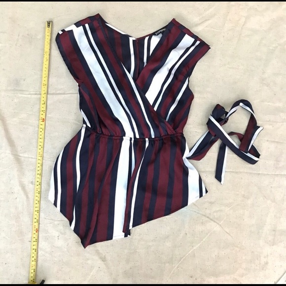 Express Stripped Top with belt - Picture 5 of 5